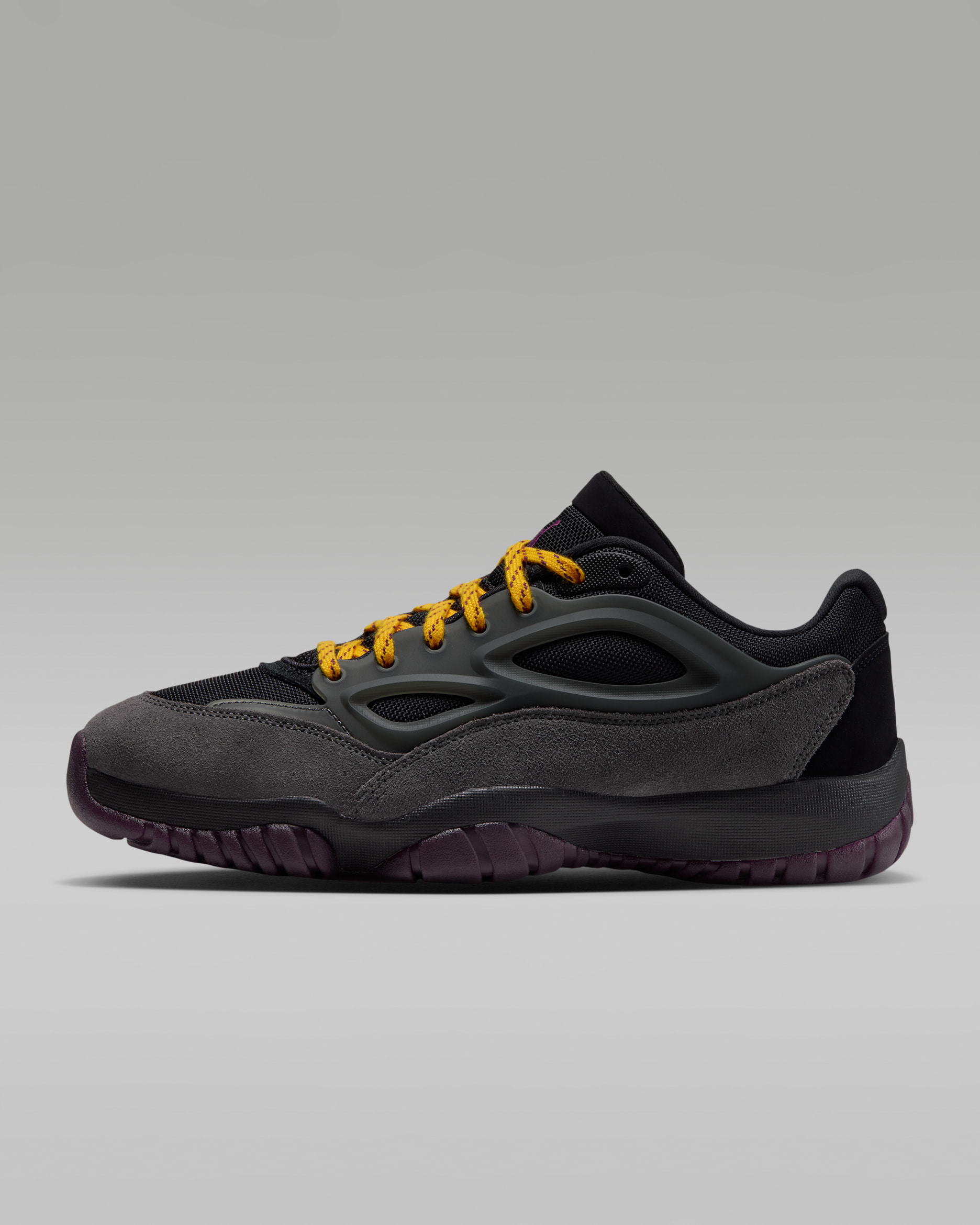 Jordan DMSN 95 Men's Shoes. Nike ID